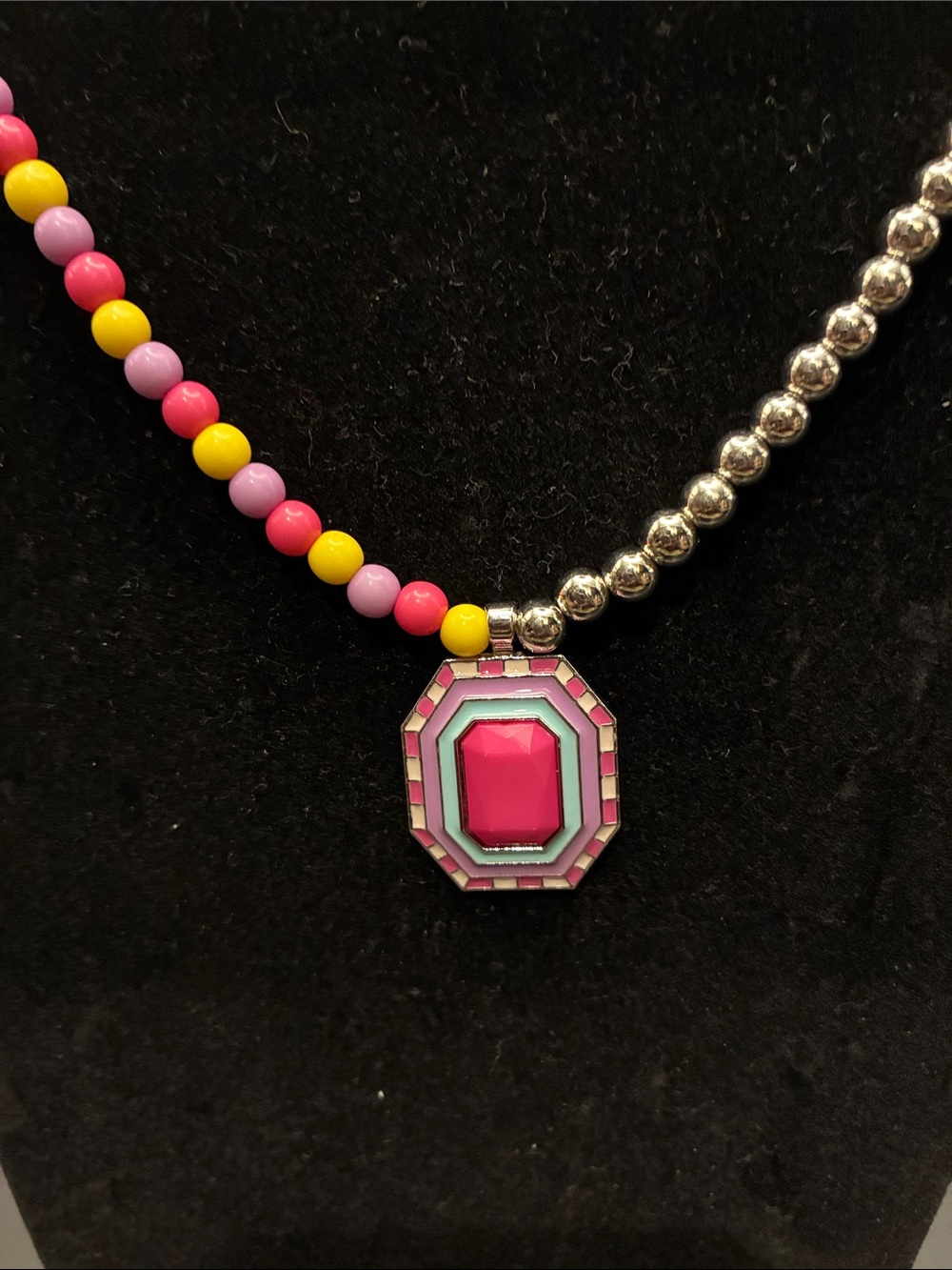 Two-Tone Pink & Yellow Beaded Necklace with Pink Pendant and Earrings - Picture 2 of 3